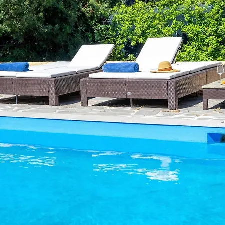 Estrella Privé With Private Pool&billiard Villa