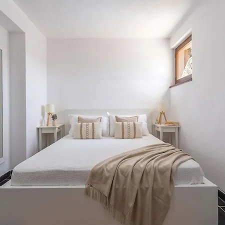 Villa Estrella Privé With Private Pool&billiard Alghero